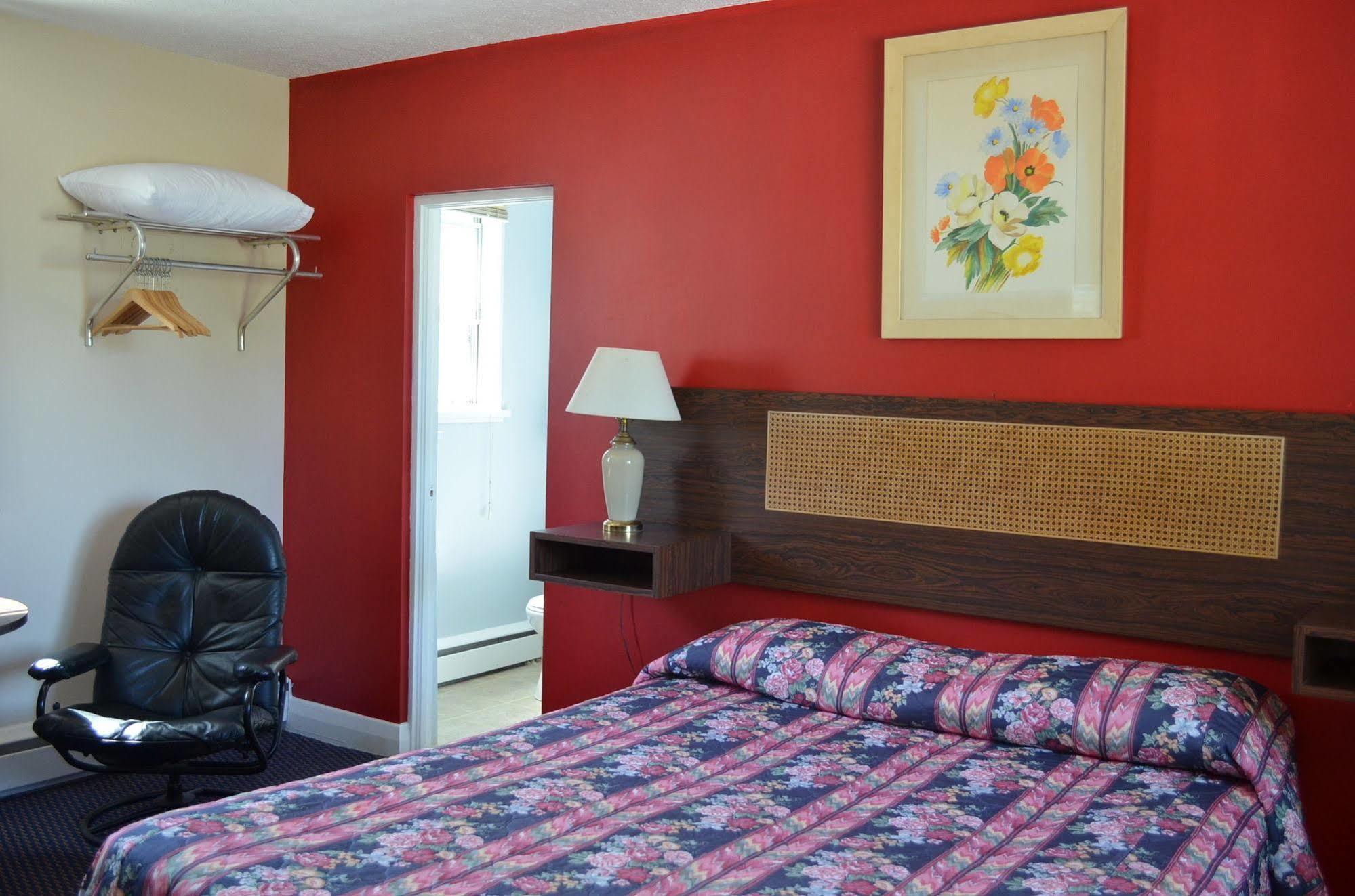 Walkerton Inn Motel Buitenkant foto