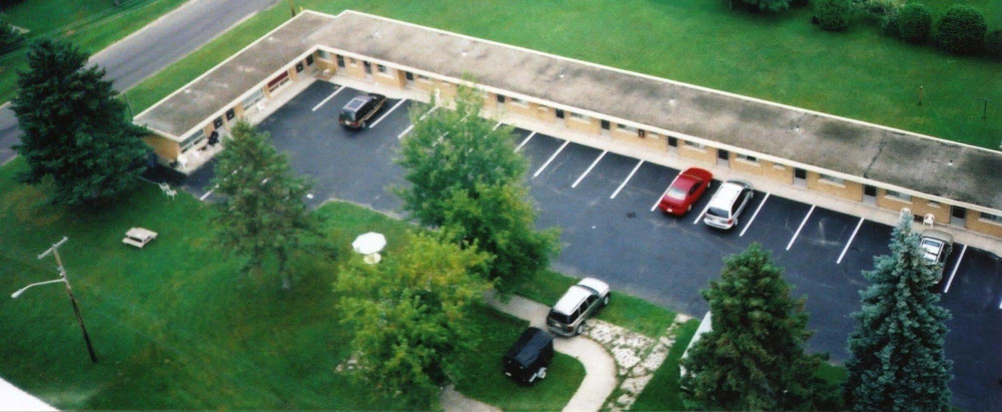 Walkerton Inn Motel Buitenkant foto