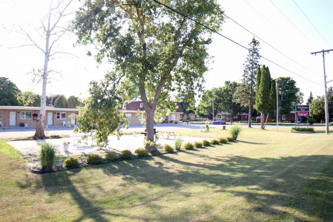 Walkerton Inn Motel Buitenkant foto