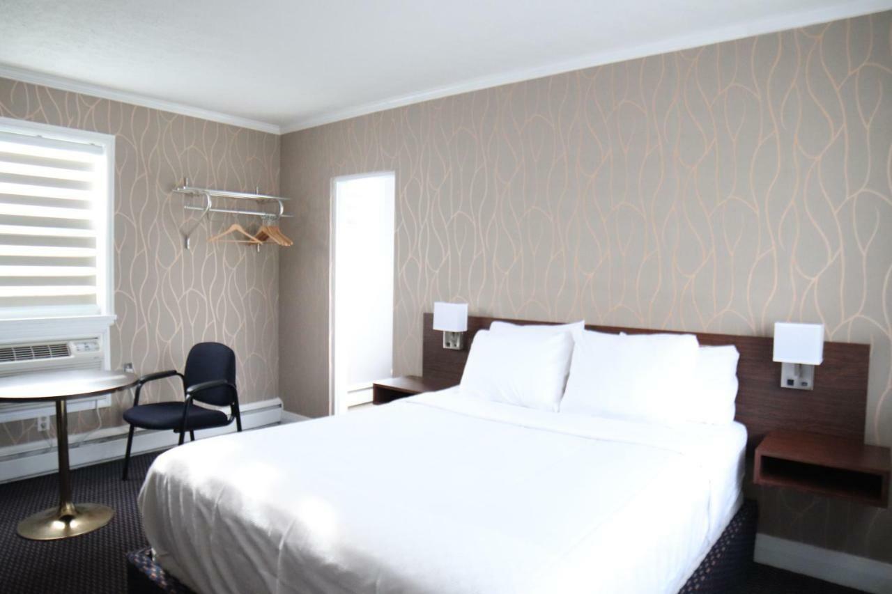 Walkerton Inn Motel Buitenkant foto